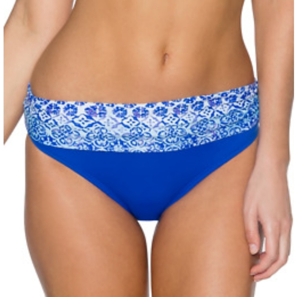 NWOT DREAM ON ALOHA BANDED BLUE SWIM BOTTOMS. MEDIUM